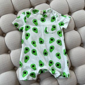 TUCKER + TATE 🥑 Romper